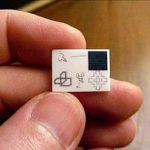 300px-Moon_Art_Scale_Fingers