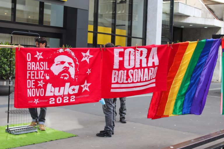 Présidentielles au Brésil : l’espoir se profile après la victoire de Lula