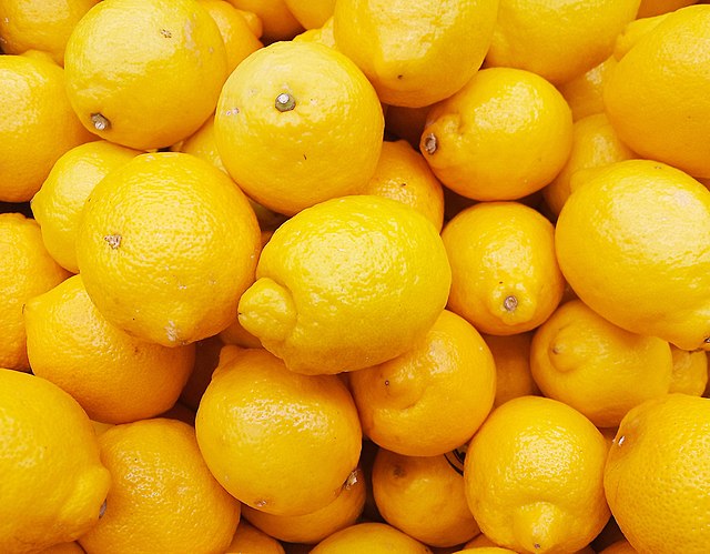 À Menton, les citrons sont dans le jus