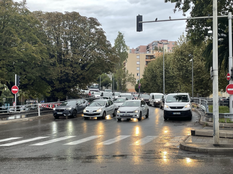 Les embouteillages à Nice : un calvaire quotidien 