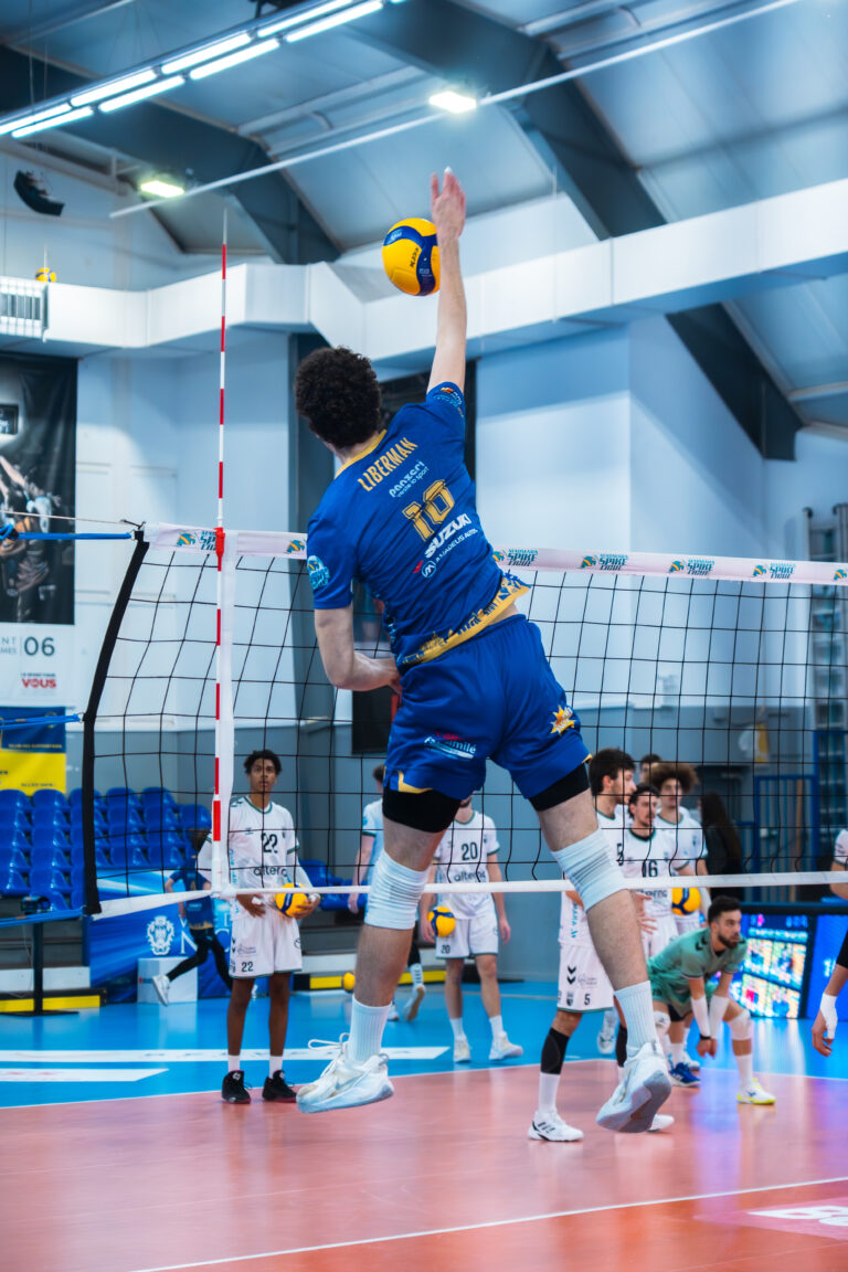 Volley-ball : le NVB se relance face à St Nazaire
