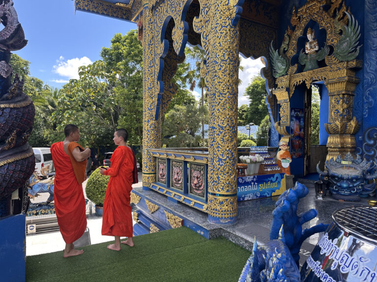 En Thaïlande, les femmes moines en quête de reconnaissance dans la religion bouddhiste